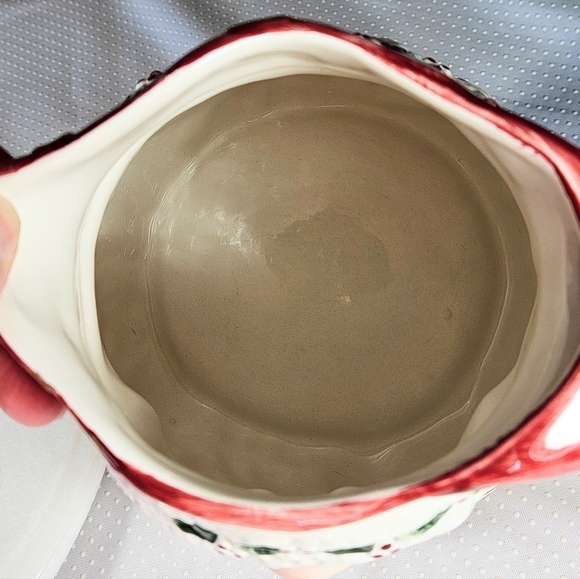 World Bazaar Inc Santa Claus Milk Pitcher - Picture 5 of 11